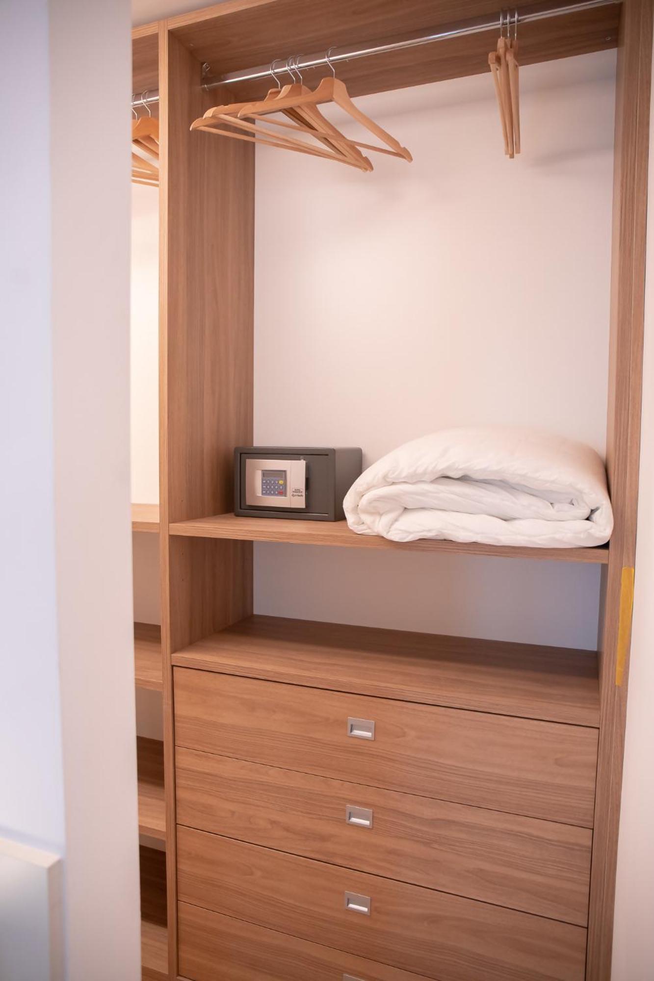 Amendola City View Apartments Suite Romantica Como Exterior foto